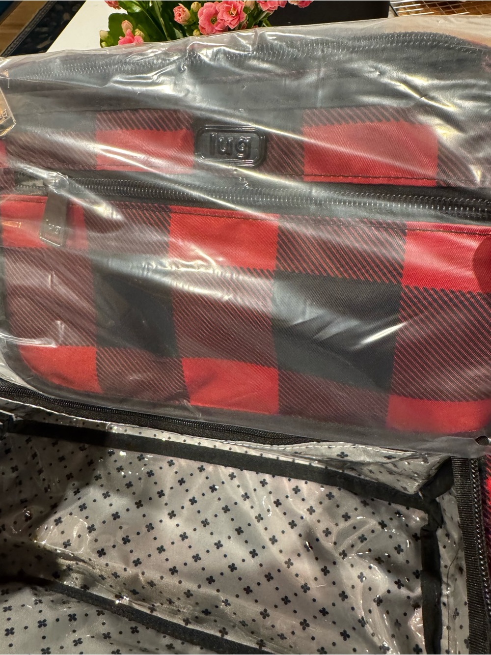 LUG TROLLEY XL cosmetic/travel bag NWT - Picture 9 of 9